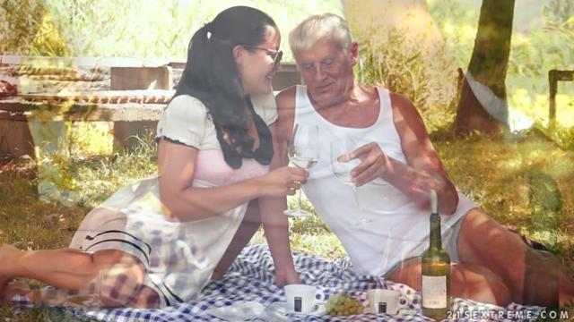 ������ ���������� � �������� ������� ����� �� ����