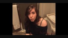 Диванный секс парня и его застенчивой сестры после приятного продолжительного траха